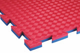 Tapis puzzle EVA posé au sol en salle de sport