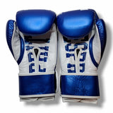 Gants de sparring Esprit Boxe bleus, détail du cuir de vachette et de la couture cousue main
