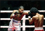 Boxeur Kevin Bone en combat professionnel avec les gants de compétition Esprit Boxe