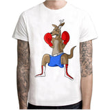 T-shirt blanc à kangourou boxeur en short bleu et gants rouges