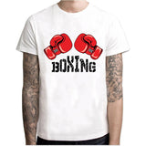 T-shirt blanc à deux gants de boxe rouges au-dessus du lettrage BOXING