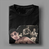 T-shirt Rocky Marciano plié, détail du montage photo en noir et blanc