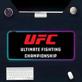 Tapis de souris UFC, UFC rouge et ULTIMATE FIGHTING CHAMPIONSHIP en capitales blanches