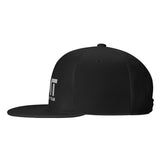 Profil de la casquette TMT montrant la visière plate de 7 cm