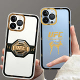 Coques UFC iPhone à fond transparent et sigle UFC répété sur le pourtour, deux visuels côte à côte