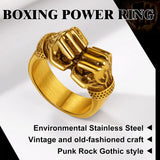Bague boxe double poings portée au doigt