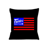 Housse de coussin Fairtex noire, drapeau à rayures rouges et canton bleu FAIRTEX MUAY THAI