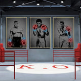 Tableau Mike Tyson en buste, deux gants en neon rouge, vue rapprochee de la toile