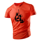 T-shirt gants de boxe orange : paire de gants suspendus dessinée en noir sur la poitrine