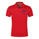 Polo Lonsdale rouge, logo bicolore bleu et rouge