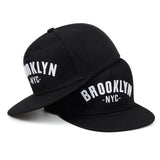 Casquette Brooklyn noire, lettrage BROOKLYN NYC brodé blanc