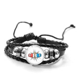 Bracelet boxe à bouton pression, motif 11 : un gant rouge et un gant bleu qui s'entrechoquent
