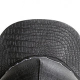 Détail de la visière plate de la casquette Rocky