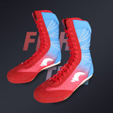Bottes de boxe rouge et bleu, vue de trois quarts avant