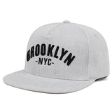 Casquette Brooklyn gris chiné de trois quarts, visière plate