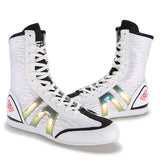 Chaussures de boxe blanches à bandes holographiques, paire de face