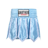Short boxe thai (couleur bleu clair)