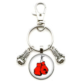 Porte-clés boxe cabochon verre et deux breloques gants, motif 6