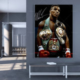Tableau Mike Tyson portant les trois ceintures mondiales WBA WBC IBF