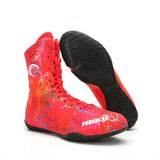 Chaussures de boxe rouges à craquelures multicolores et leur semelle